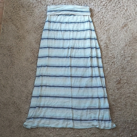 Max Studio Dresses & Skirts - Max Studio Maxi Skirt